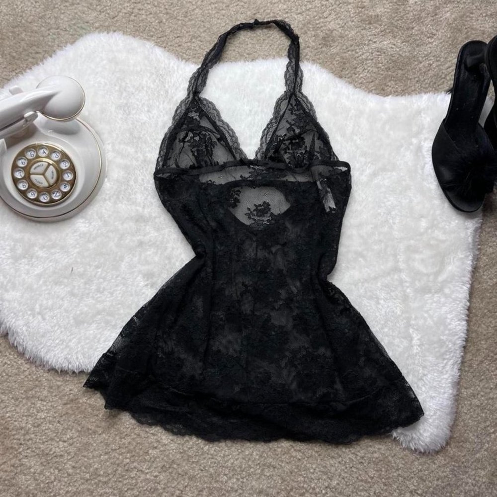 Victoria’s Secret chemise negligee! - Picture 1 of 4